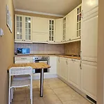 Petibo Apt - Green Grove - Free Parking In Garage